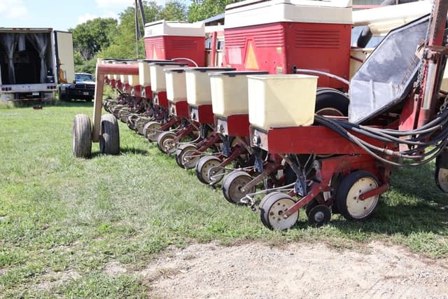 Image of Case IH 800 Cyclo Air equipment image 2