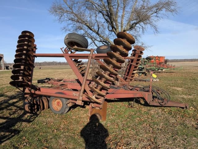Image of Case IH 490 equipment image 1