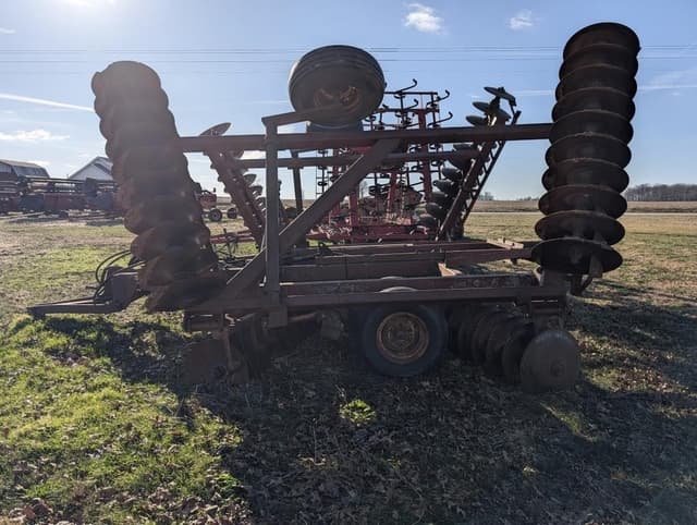 Image of Case IH 490 equipment image 4