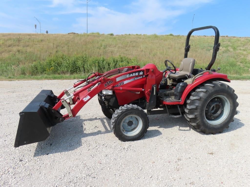 SOLD - Case IH DX35 Lot No. 5571 Tractors with 1,390 Hrs | Tractor Zoom