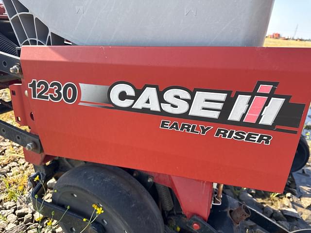 Image of Case IH 1230 equipment image 4