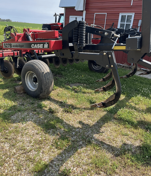 Case Ih Ecolo Tiger 527b Tillage Disk Rippers For Sale Tractor Zoom