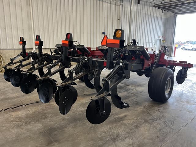 Image of Case IH Ecolo-Tiger 530B equipment image 3