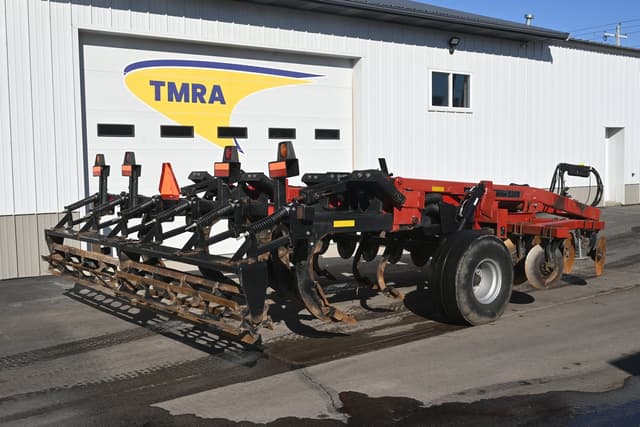 Image of Case IH Ecolo-Tiger 530B equipment image 2