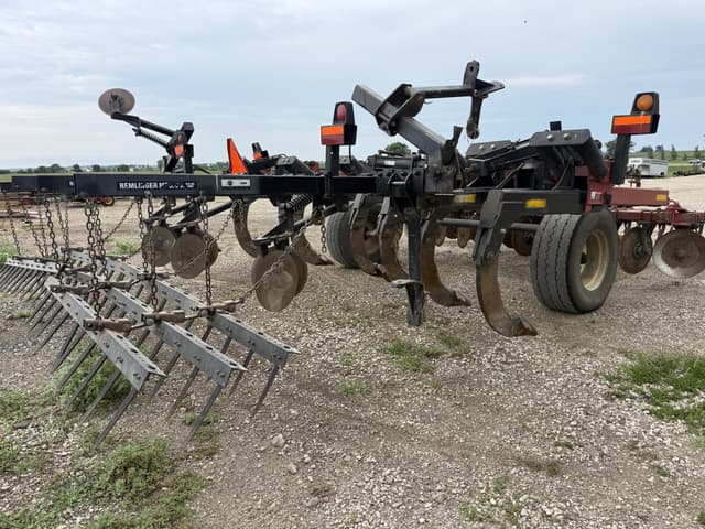 Image of Case IH Ecolo-Tiger 730B equipment image 4