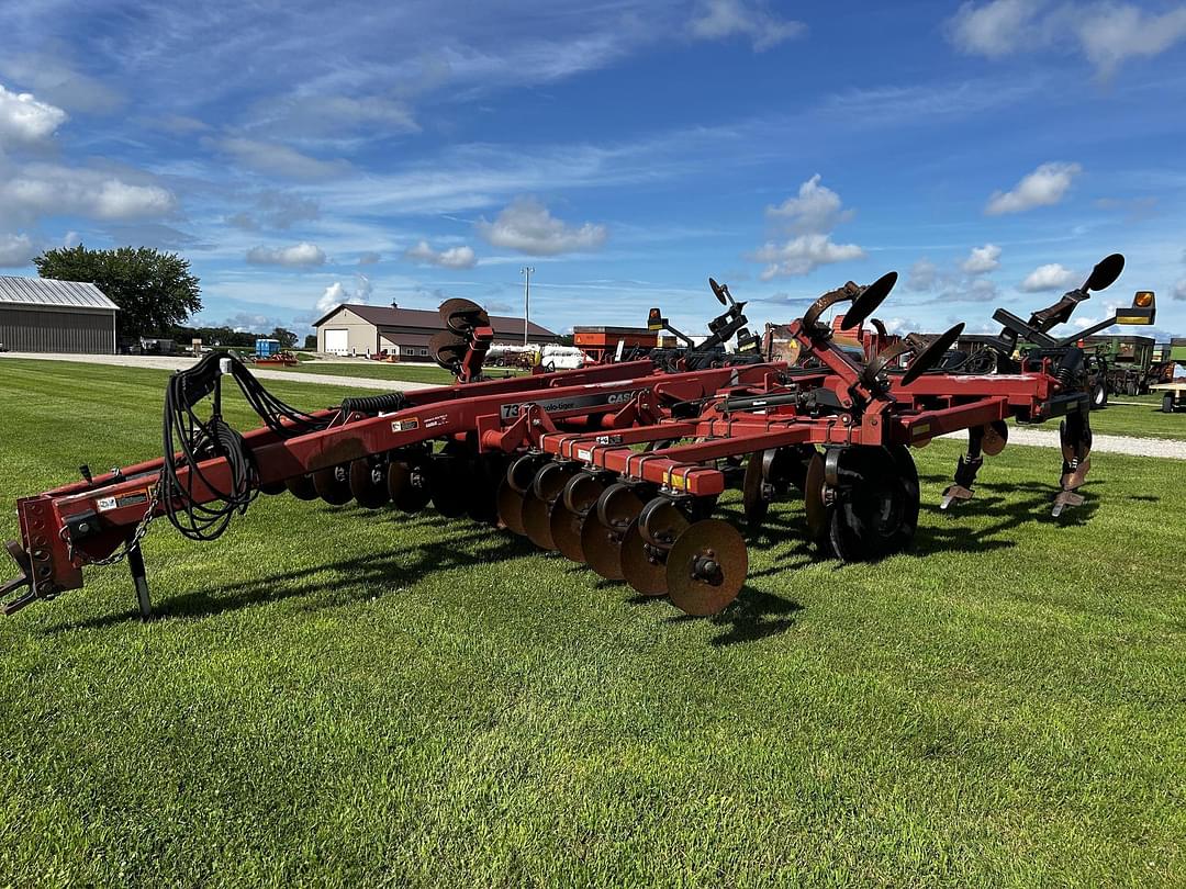 Image of Case IH Ecolo-Tiger 730B Primary image
