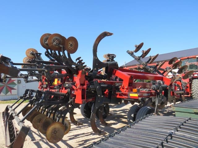 Image of Case IH Ecolo-Tiger 870 equipment image 4