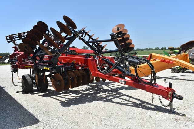 Image of Case IH Ecolo-Tiger 875 equipment image 2