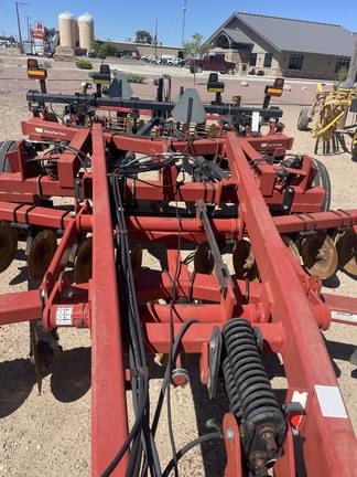 Image of Case IH Ecolo-Tiger 530B equipment image 3
