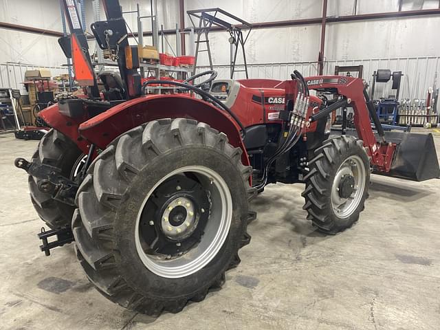 Image of Case IH Farmall 60A equipment image 2