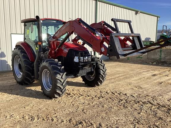 Image of Case IH Farmall 100C equipment image 4