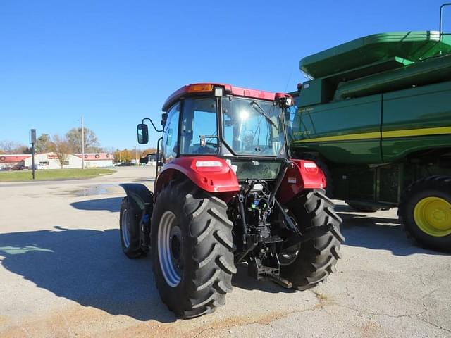 Image of Case IH Farmall 100C equipment image 1