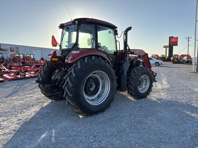Image of Case IH Farmall 100C equipment image 2