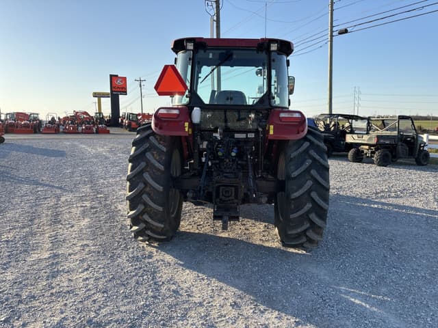 Image of Case IH Farmall 100C equipment image 3