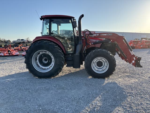 Image of Case IH Farmall 100C equipment image 1