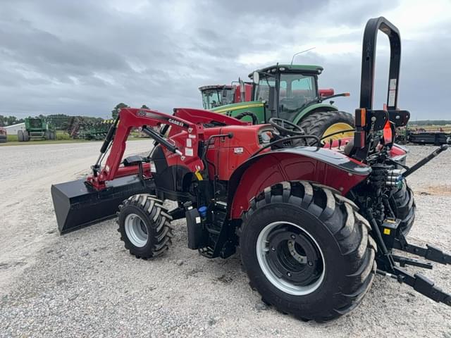 Image of Case IH Farmall 105A equipment image 3
