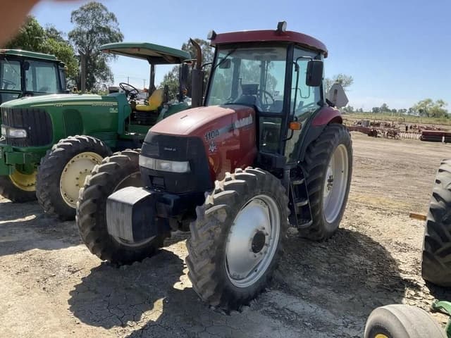 Image of Case IH Farmall 110A equipment image 2