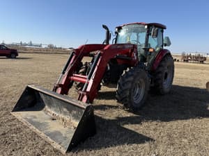 Case IH Farmall 110C Image
