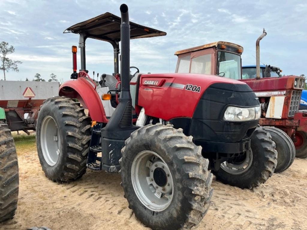Main image Case IH Farmall 120A