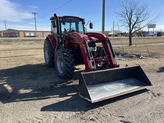 Image of Case IH Farmall 120C equipment image 1