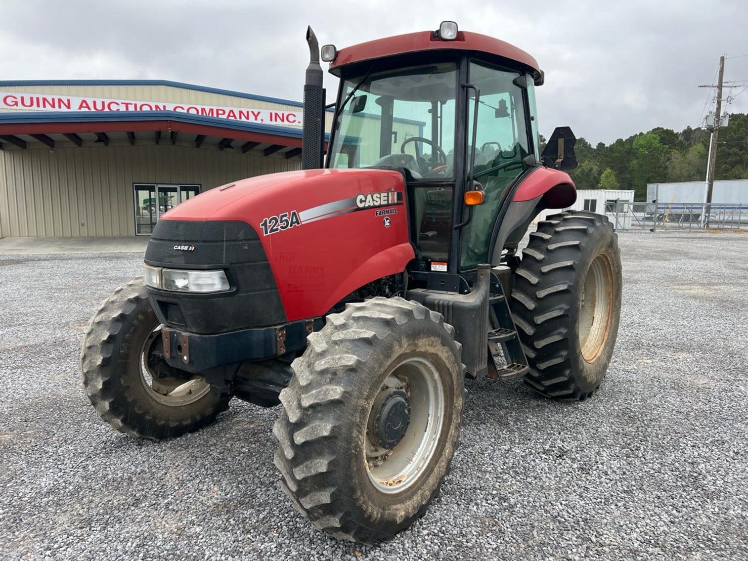Case IH Farmall 125A Equipment Image0