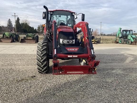 Image of Case IH Farmall 130A equipment image 1