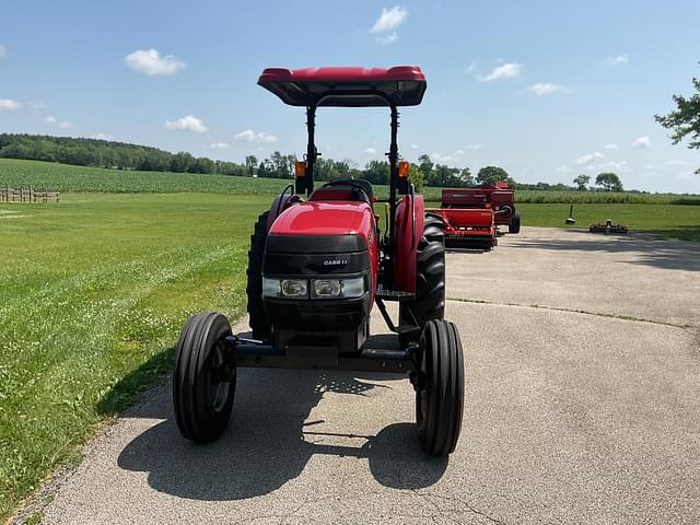 Image of Case IH Farmall 55A equipment image 3