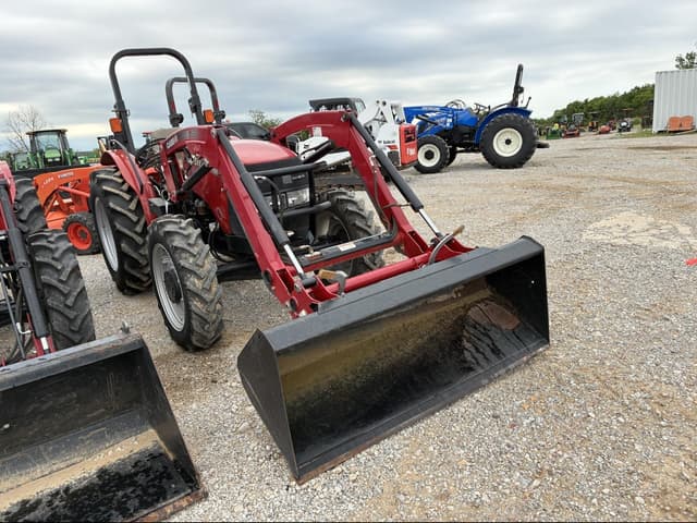 Image of Case IH Farmall 55A equipment image 1