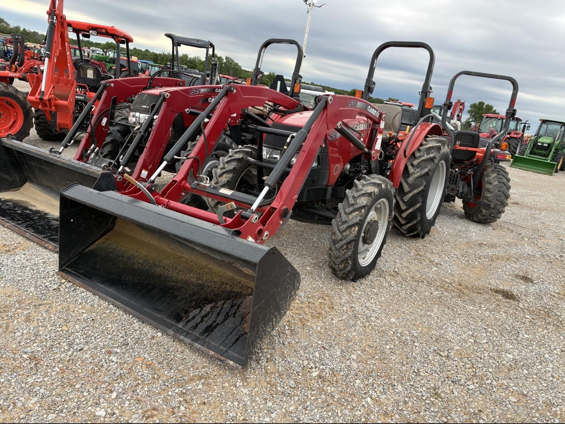 Case IH Farmall 55A Equipment Image0