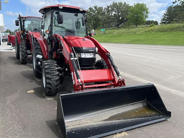 Image of Case IH Farmall 55C equipment image 3