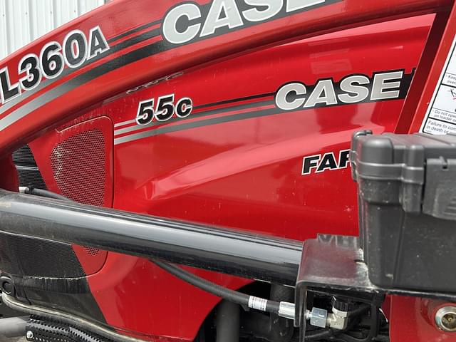 Image of Case IH Farmall 55C equipment image 2
