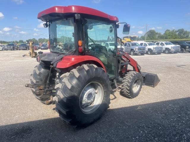 Image of Case IH Farmall 60 equipment image 2
