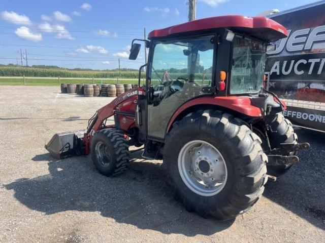 Image of Case IH Farmall 60 equipment image 1