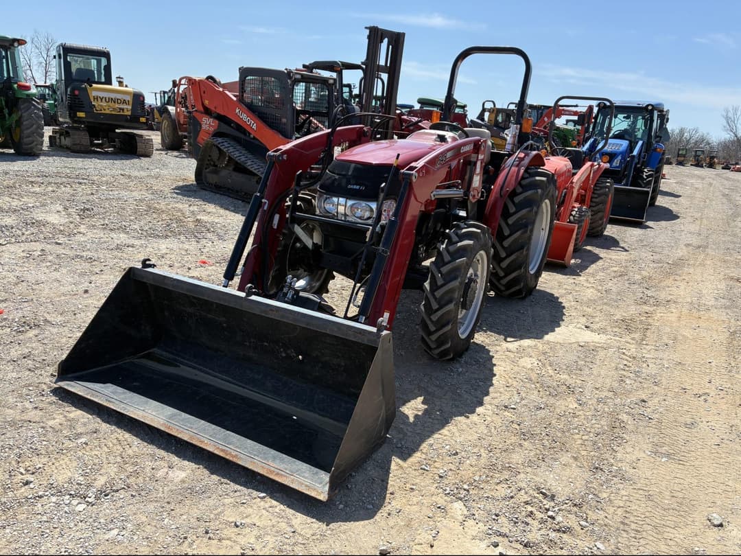 Image of Case IH Farmall 60A Primary image