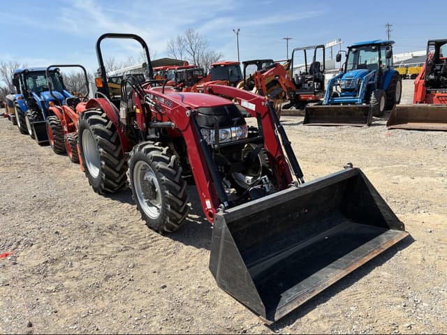 Image of Case IH Farmall 60A equipment image 1