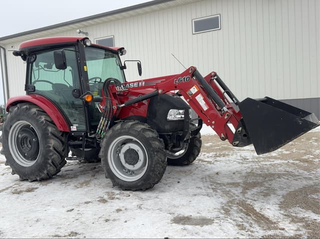 Image of Case IH Farmall 65A equipment image 1