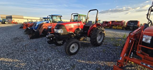 Image of Case IH Farmall 70A equipment image 4