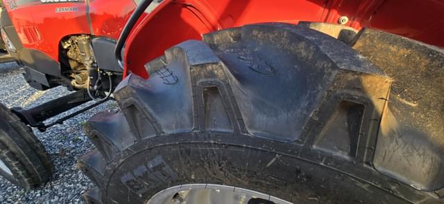 Image of Case IH Farmall 70A equipment image 2