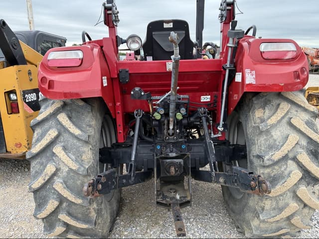 Image of Case IH Farmall 75C equipment image 4