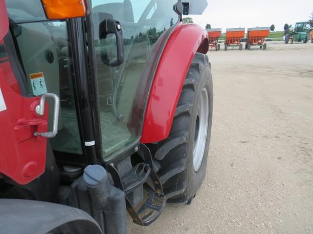 Image of Case IH Farmall 75C equipment image 3