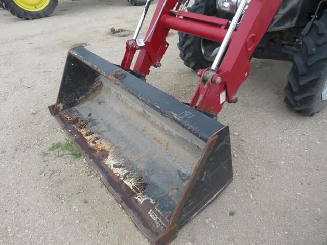 Image of Case IH Farmall 75C equipment image 1