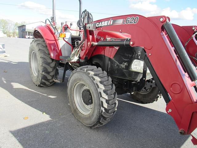 Image of Case IH Farmall 75C equipment image 3