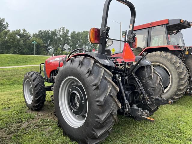 Image of Case IH Farmall 75C equipment image 2