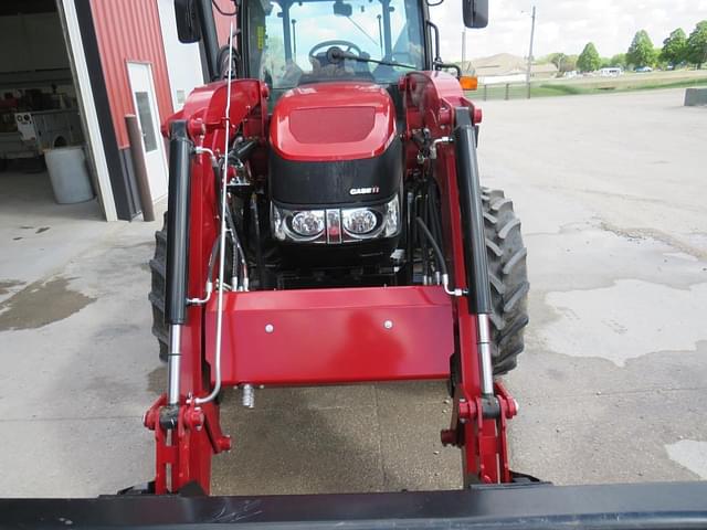 Image of Case IH Farmall 75C equipment image 2