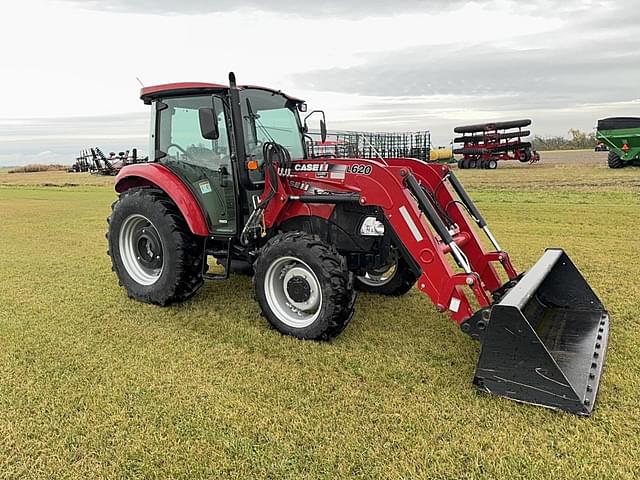 Image of Case IH Farmall 75C equipment image 2