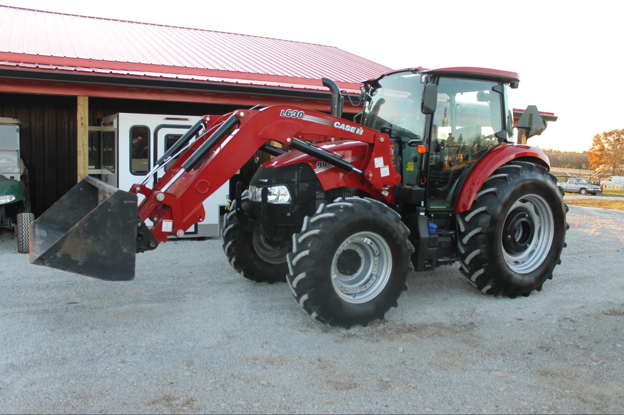 Case IH Farmall 90C Equipment Image0