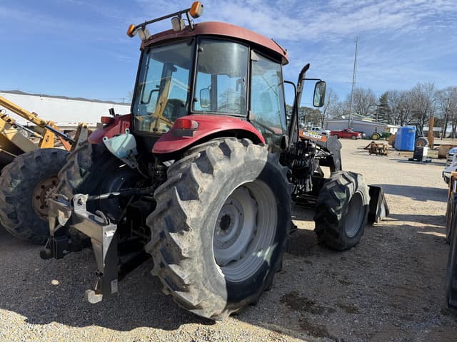 Image of Case IH Farmall 95 equipment image 4