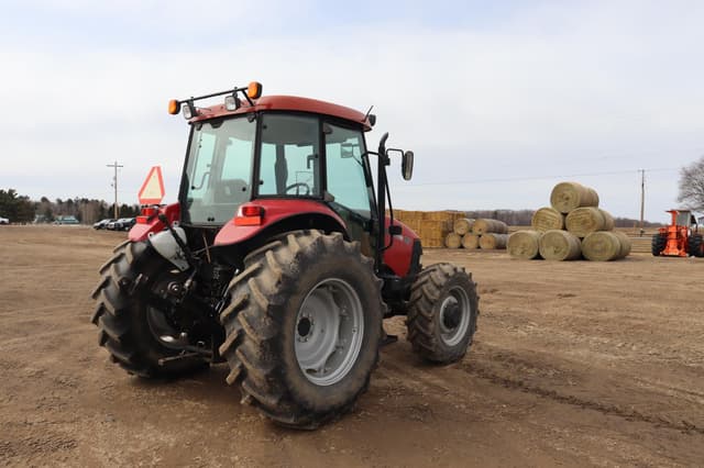 Image of Case IH Farmall 95 equipment image 4