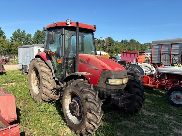 Image of Case IH Farmall 95 equipment image 2