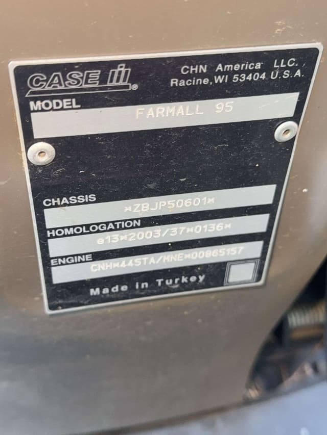 Image of Case IH Farmall 95 equipment image 3